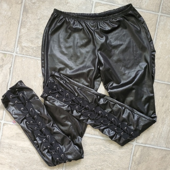 Bonitaz Pants - Black Shiny Lace-up pants
